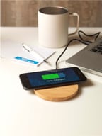 Miniatyrbilde 9 av Tre Essence Bambus 15W Trådløs Ladeplate