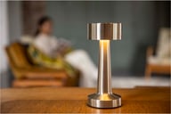 Miniatyrbilde 7 av Hvit Aludra oppladbar, dimbar bordlampe med 3 lysmoduser