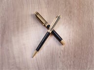 Miniatyrbilde 8 av Gull Luxe Legato Blått Blekk Kulepenn og Fyllepenn Pennesett