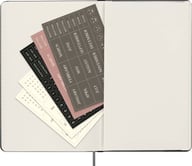 Miniatyrbilde 5 av Solid svart Moleskine 12M Kalender L med Ukesoversikt uten Datoer med Hardt Omslag