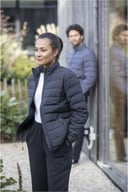 Miniatyrbilde 6 av Marineblå Elevate Macin dunjakke dame