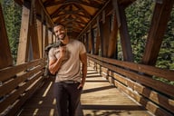 Miniatyrbilde 25 av Antracite Melange Cutter & Buck Manzanita U-hals T-skjorte