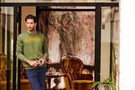 Miniatyrbilde 4 av Black J. Harvest Alder Collegegenser