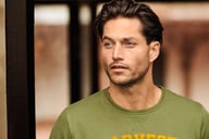 Miniatyrbilde 5 av Black J. Harvest Alder Collegegenser