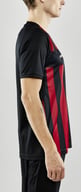 Miniatyrbilde 2 av Black/Bright Red Craft Teamwear Progress 2.0 Stripe  T-skjorte