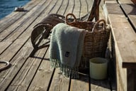 Miniatyrbilde 3 av Beige Kosta Linnewäfveri Sjövallen Pledd