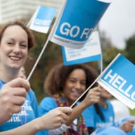 Miniatyrbilde 1 av 25-47-drb-5066 Hånholdte Papirflagg