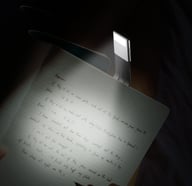 Miniatyrbilde 2 av 25-47-drb-5076 Sävsjö LED Leselys med Bokmerke