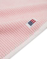 Miniatyrbilde 2 av Petunia Pink/White Lexington Original Striped Kjemmet Bomull Håndkle