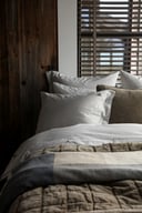 Miniatyrbilde 3 av Beige Lexington Quilted Bomull og RPET Sengeteppe