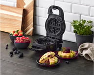 Miniatyrbilde 2 av Svart Nordic Sense 700 W Vaffeljern for Fylte Vafler