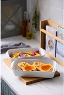 Miniatyrbilde 2 av Hvit Pillivuyt Plissé 2 stk Ildfast Form Sett