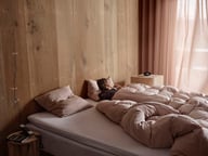 Miniatyrbilde 14 av Black Jacob Jensen Vekkerklokke