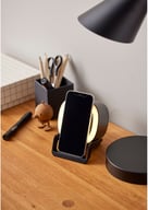 Miniatyrbilde 3 av Svart Still Høyttaler med Lader og Lys