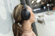 Miniatyrbilde 8 av Svart Urban Vitamin Cupertino RCS Resirkulert Plast ANC Hodetelefoner