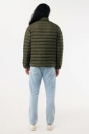 Miniatyrbilde 4 av Khaki iqoniq Maiko Resirkulert Polyester  Vattert Jakke