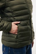 Miniatyrbilde 6 av Khaki iqoniq Maiko Resirkulert Polyester Vattert Jakke Dame