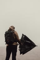 Miniatyrbilde 7 av Svart Nordic Drift Trail 27" AWARE™ RPET stormparaply UPF 50+