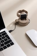 Miniatyrbilde 6 av Greige Vinga Baltimore RCS 2-in-1 trådlø 15W Reiselader