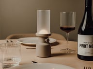 Miniatyrbilde 4 av Beige Vinga Niori RCS Bordlampe