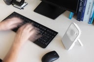 Miniatyrbilde 4 av Hvit XD Collection Aervina RCS Rplast Oppladbar Bordvifte