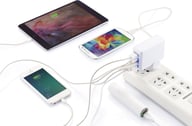 Miniatyrbilde 2 av Hvit XD Collection Reiselader med 4 USB Porter