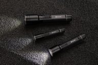 Miniatyrbilde 9 av Svart GearX RCS Resirkulert Aluminium USB-oppladbar Tung 10 W Lommelykt