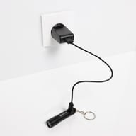 Miniatyrbilde 4 av Svart GearX Oppladbar Lyssterk Nøkkelringlykt