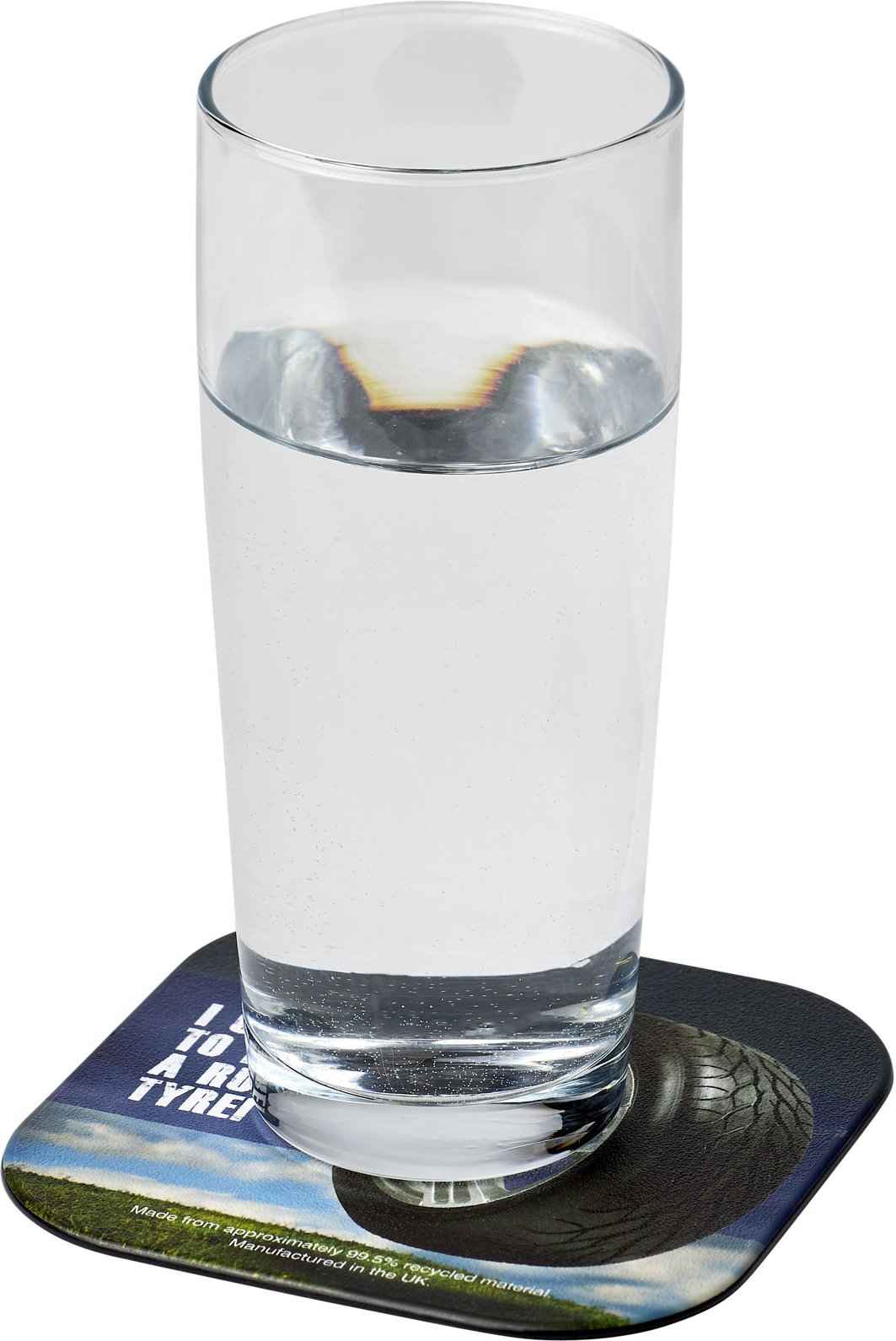 Hovedproduktbilde for Solid svart Brite-Mat® Resirkulert Firkantet Glassbrikke