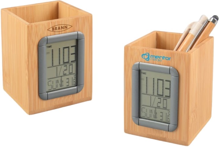 Hovedproduktbilde for 25-47-dra-3341 Sligo Bambus Penneholder med Digital Klokke