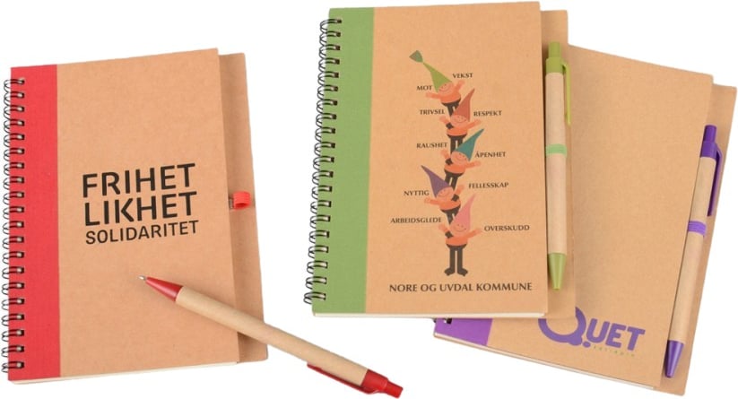 Hovedproduktbilde for 25-47-drb-5149 Yuma Resirkulert Kraftpapir Stor Notatbok med Spiral og Penn