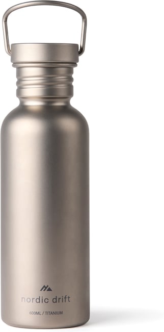Hovedproduktbilde for Sølvfarget Nordic Drift Trail Ultra Light Titanium 600ml Vannflaske