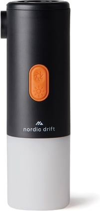 Hovedproduktbilde for Svart Nordic Drift Titan bærbar luftpumpe og camping lykt