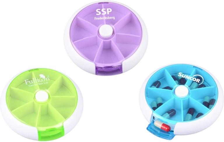 Produktbilde for Nomex Plast 7-dagers Pilleboks med Trykknapp