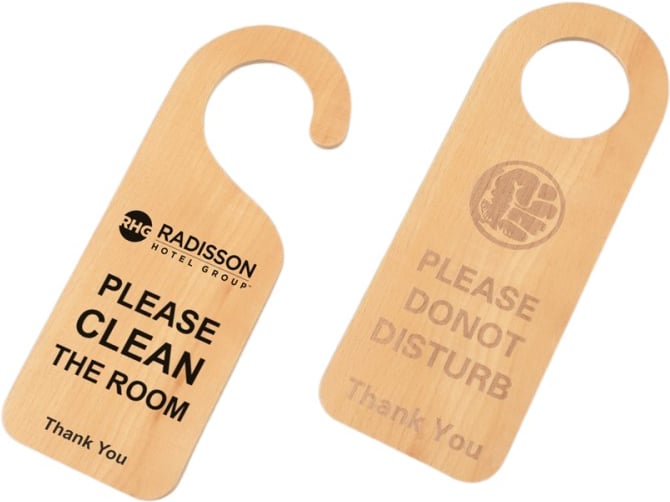 Produktbilde for Moncton Tre Hengeskilt til Dør