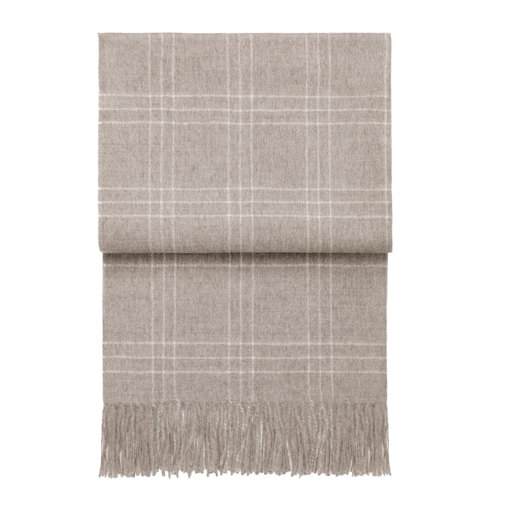 Hovedproduktbilde for Beige/white Elvang Superior Baby Alpakkaull Pledd