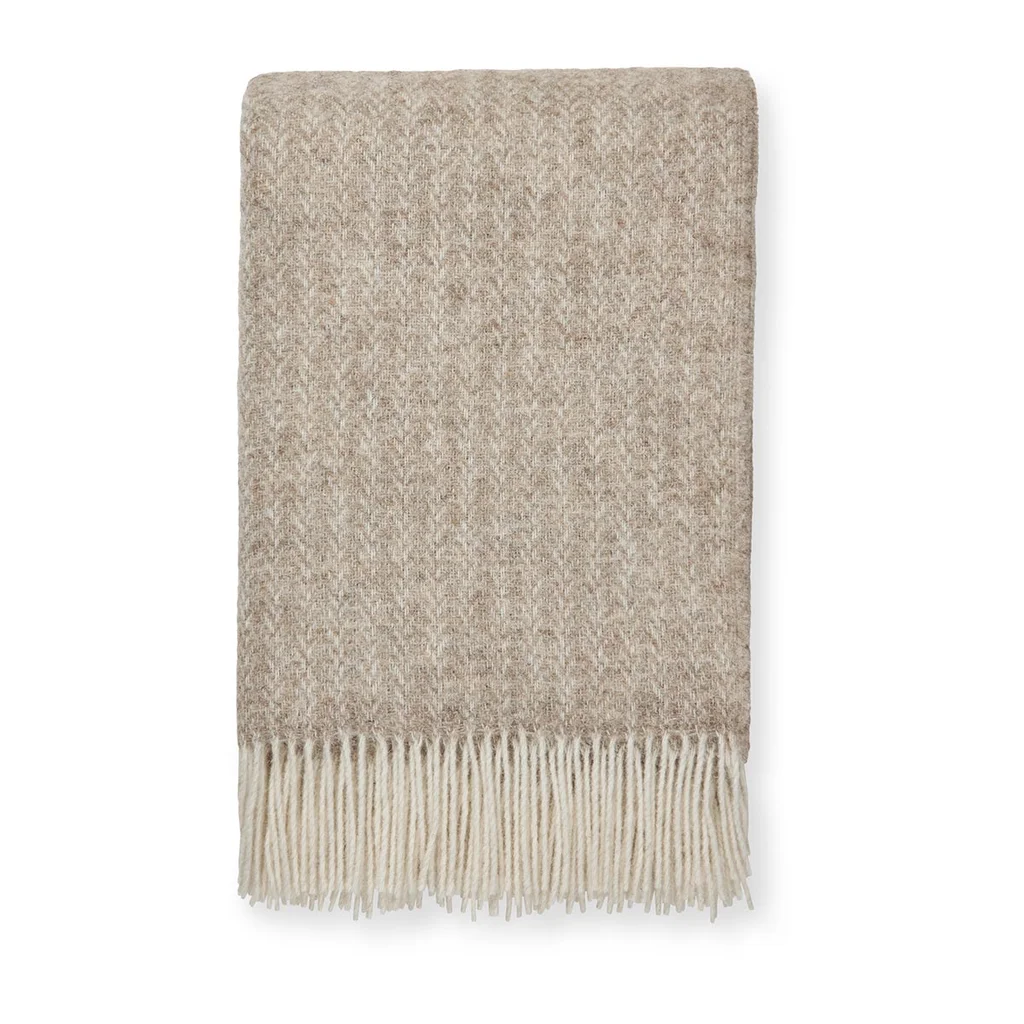 Hovedproduktbilde for Beige Elvang Hope Saueull Pledd