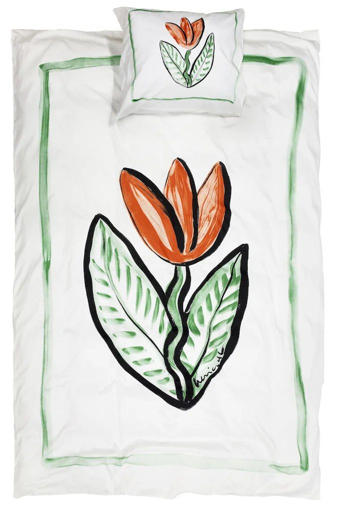 Hovedproduktbilde for White Kosta Linnewäfveri Tulip Bomullsateng Sengesett