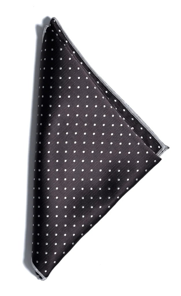 Hovedproduktbilde for Black/White J. Harvest & Frost Silk Floral Prikkete Lommetørkle