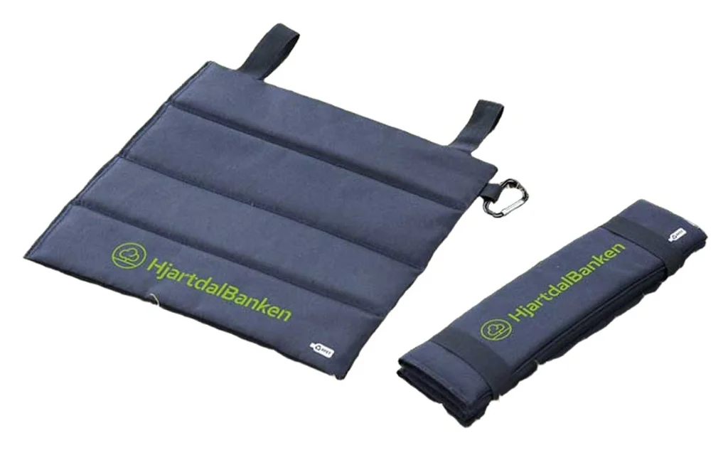 Hovedproduktbilde for 25-47-drd-5877 Oterli RPET Sitteunderlag med Karabinkrok