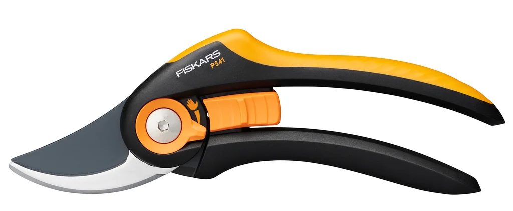 Hovedproduktbilde for Sort Fiskars Smartfit Beskjæringssaks