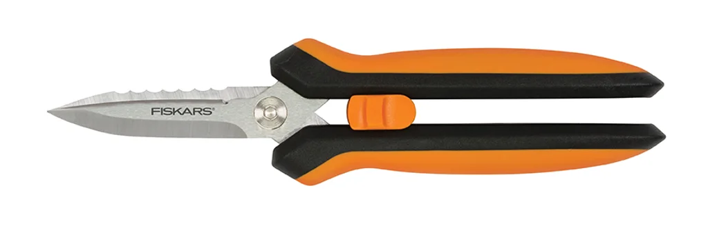 Hovedproduktbilde for Sort Fiskars Universal Hagesaks SP320