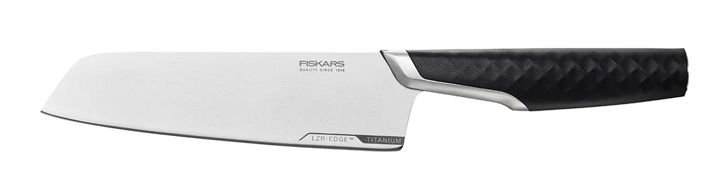 Hovedproduktbilde for Sort Fiskars Taiten Titan 16 cm Santokukniv