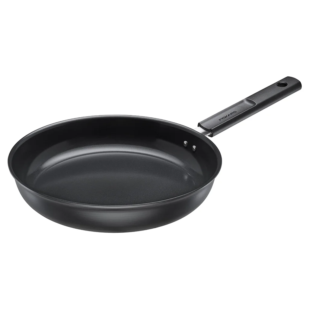 Hovedproduktbilde for Sort Fiskars Hard Face 28 cm Resirkulert Aluminium Non-stick Stekepanne