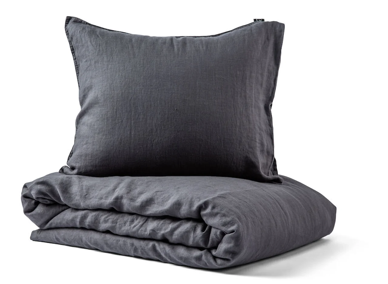 Hovedproduktbilde for Dark Grey Kosta Linnewäfveri Linnea Lin Sengesett