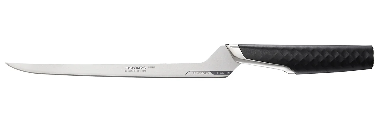 Hovedproduktbilde for Sort Fiskars Taiten Titan 21 cm Filètkniv