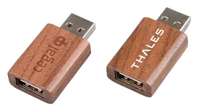 Produktbilde for Eren Valnøttre USB Datablokker