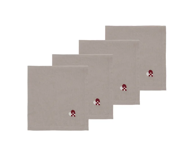 Produktbilde for Södahl Christmas Hearts 4 stk Broderte Tøyservietter 