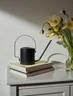 Miniatyrbilde 1 av Soft black Stelton Original Blomstervannkanne 1.7L
