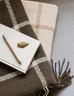 Miniatyrbilde 1 av Brown Elvang Tartan Alpakkaull Pledd